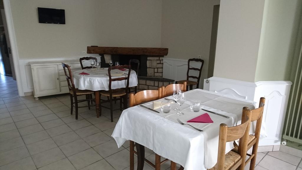 Hotel De France Objat Екстер'єр фото