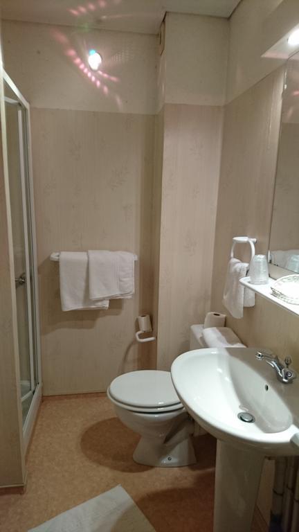 Hotel De France Objat Екстер'єр фото